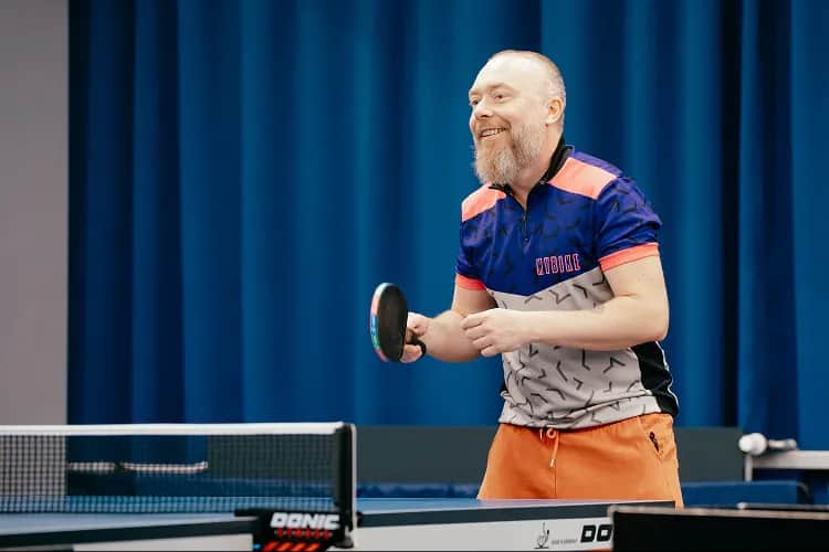 Gdzie zagrać w tenis stołowy w Krakowie? Sprawdź najlepsze miejsca