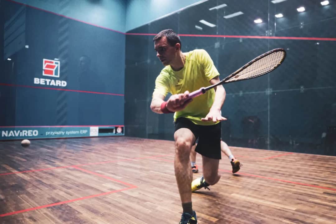 Najlepsze korty do squasha w Hasta La Vista – sprawdź ofertę i wydarzenia
