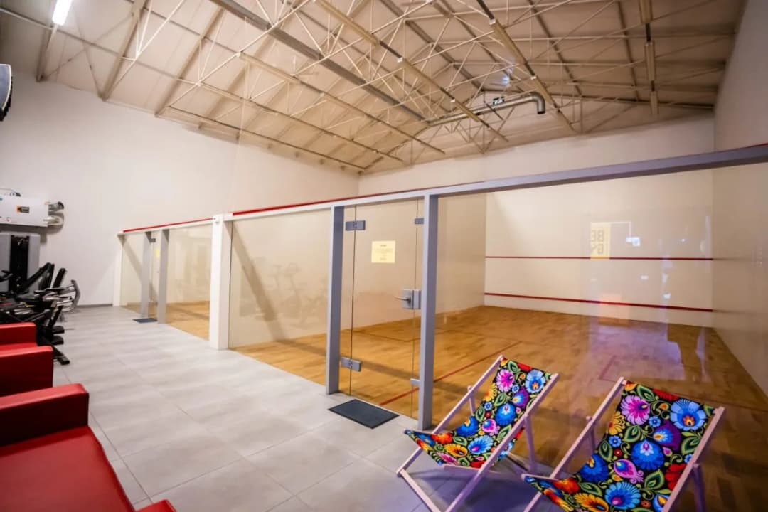 Squash Łowicz - najlepsze kluby i korty do gry w squasha
